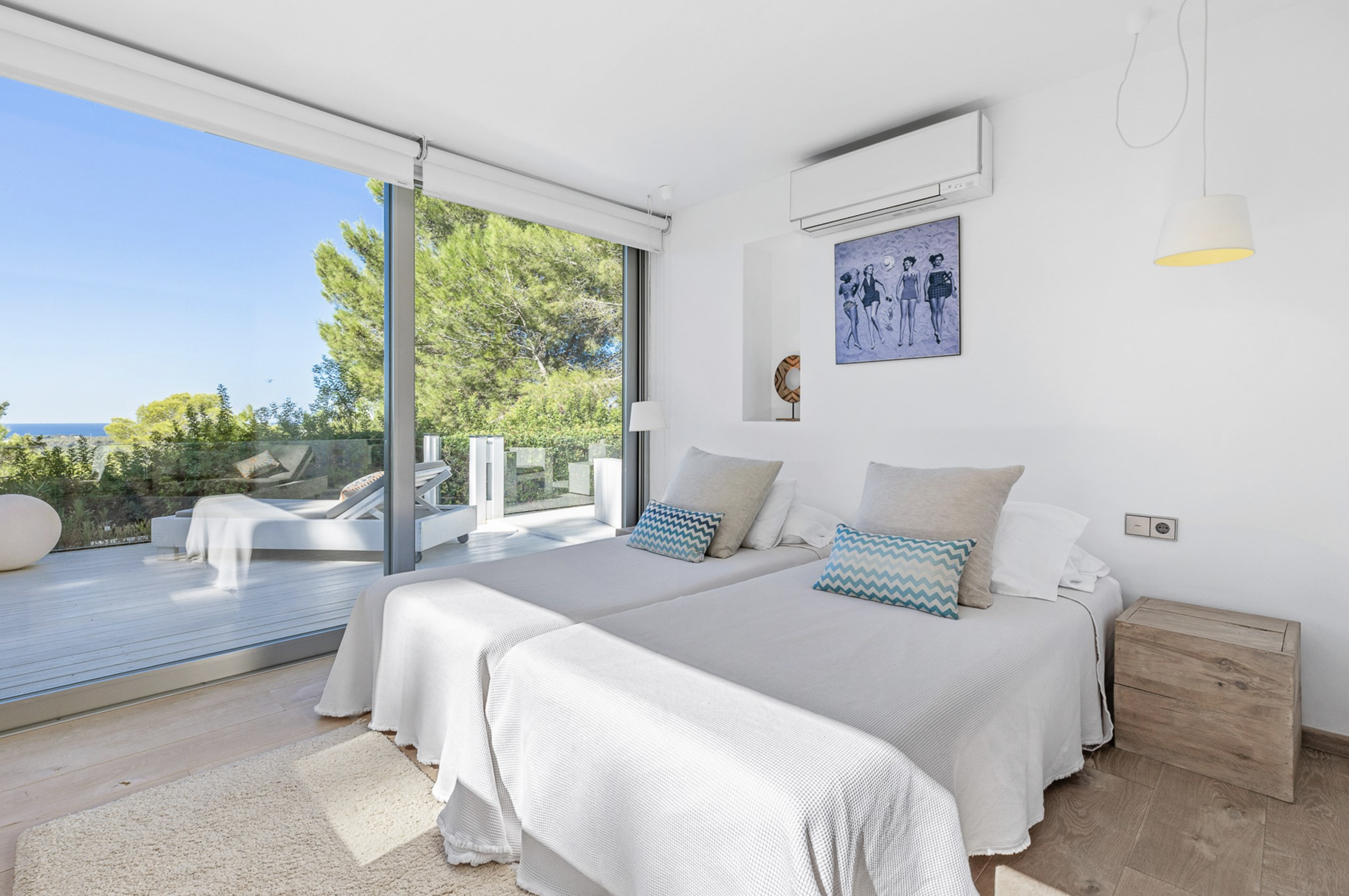 Resa Estates Ivy Cala Tarida Ibiza  luxe woning villa for rent te huur house bedroom 12.png